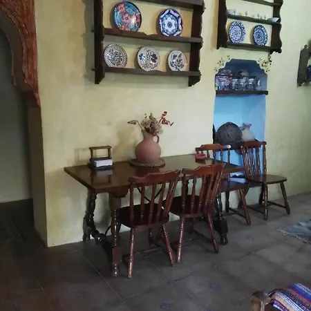 El Almendra * אלורה